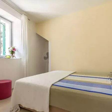 Apartment Bova Apartman *